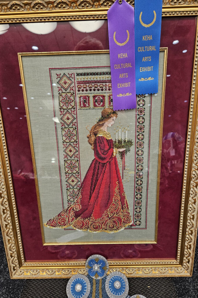 The Cultural Arts Viewer’s Choice was “Girl in Frame” created by Paula Wade of Fort Harrod Area.